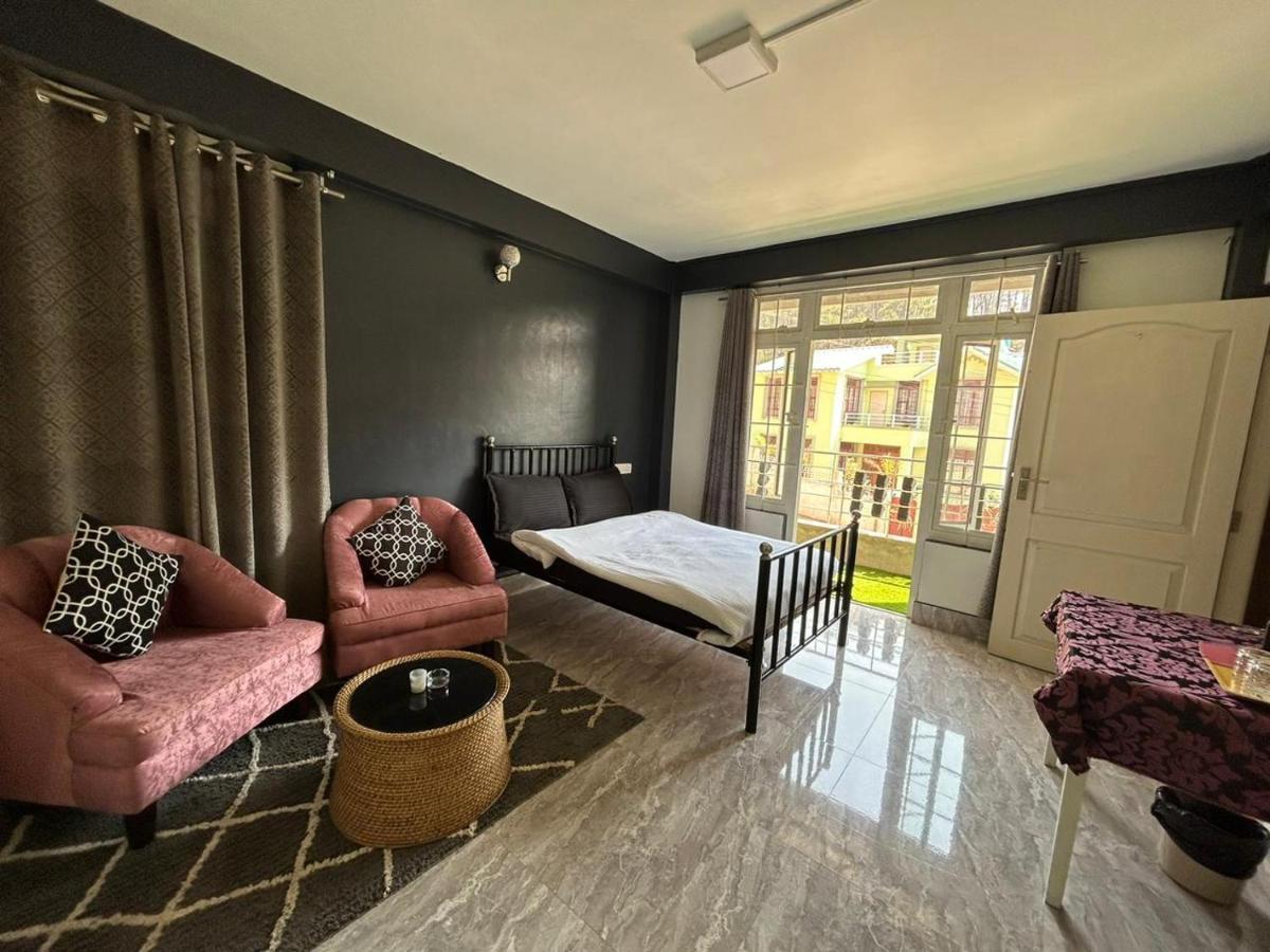 Na-U-Iaka Homestay Shillong Exterior photo