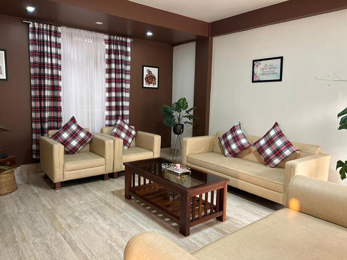 Na-U-Iaka Homestay Shillong Exterior photo