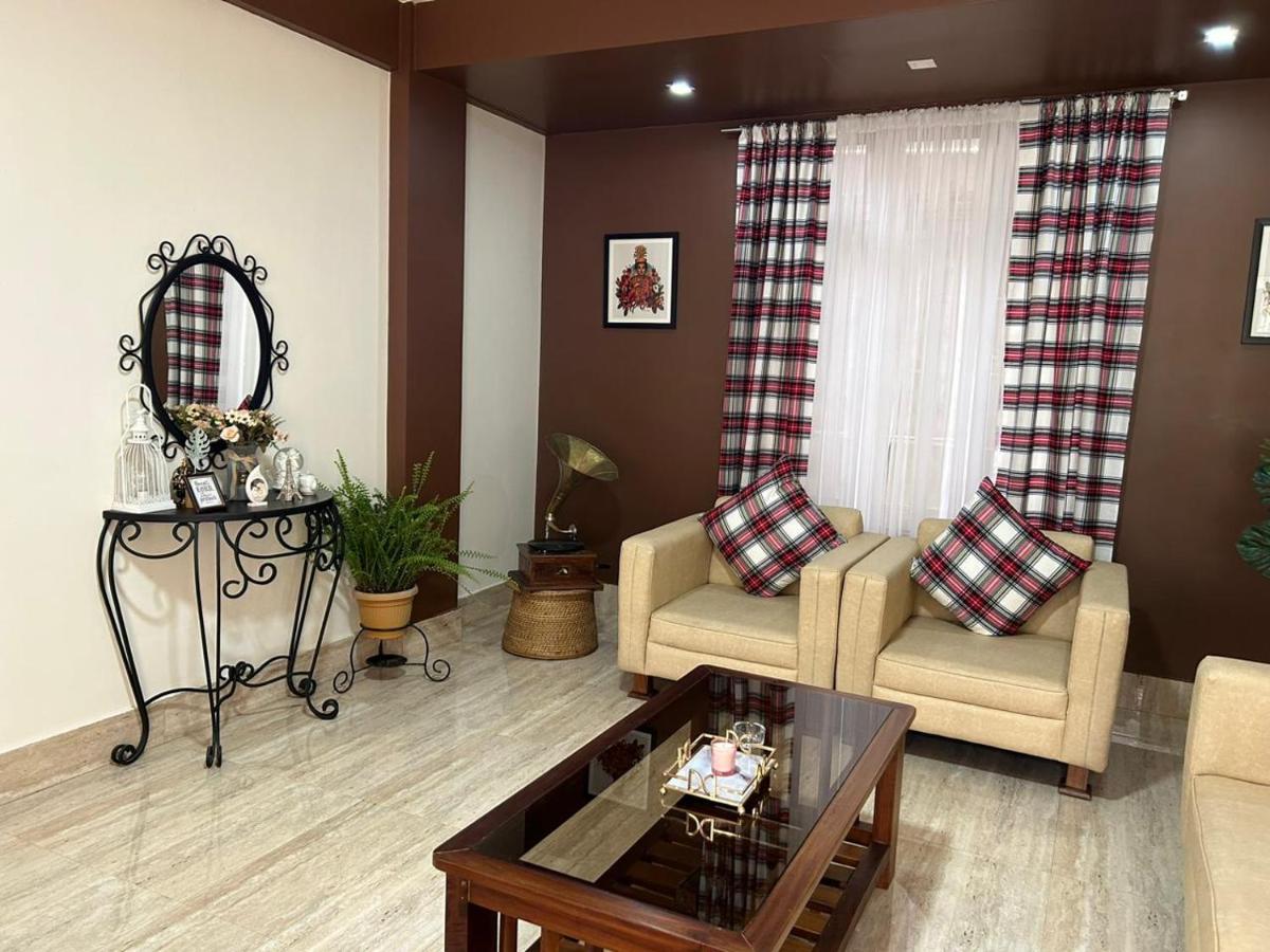 Na-U-Iaka Homestay Shillong Exterior photo